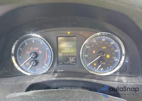 2018 Toyota Corolla Le из США, поврежденный, VIN 5YFBURHE7JP830404